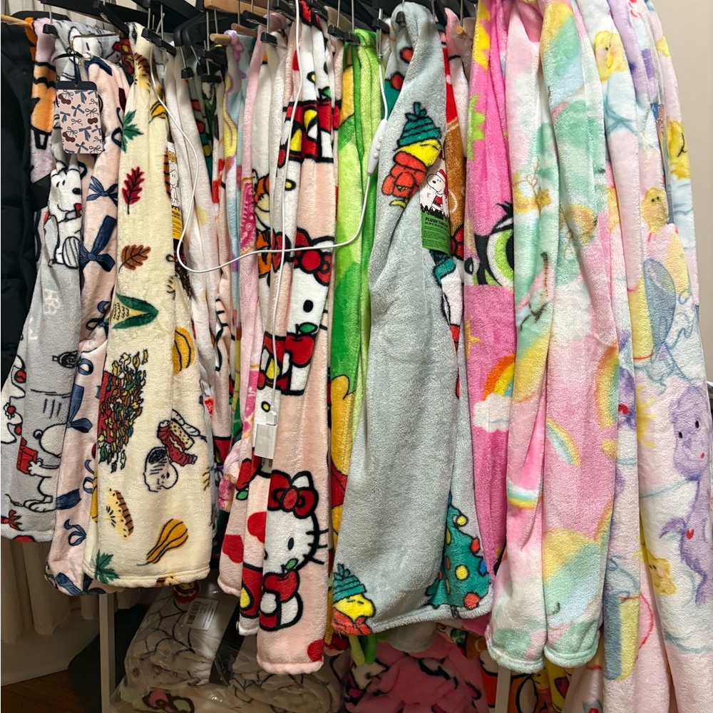 BLANKETS UP FOR SALE